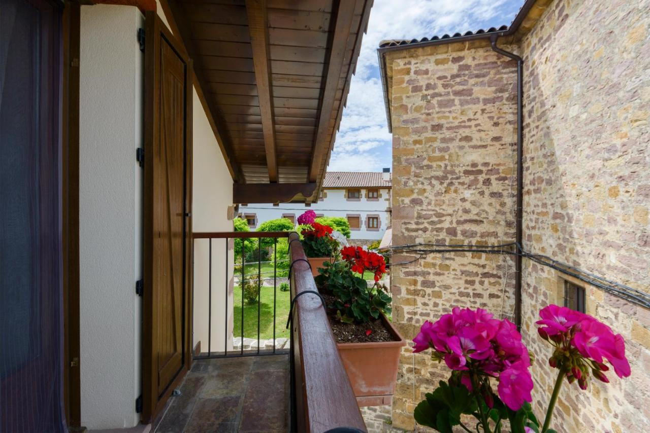 Hotel Rural Iribarnia ランツ エクステリア 写真